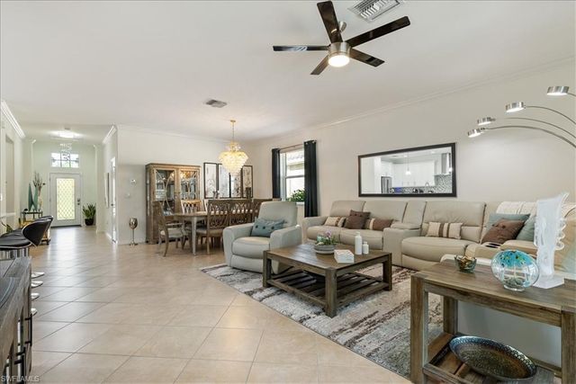 1987 Fairmont LN, Naples, FL 34120