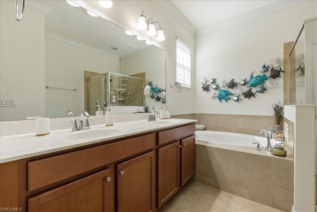 1987 Fairmont LN, Naples, FL 34120