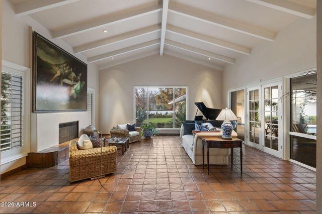 84 Biltmore Estates --, Phoenix, AZ 85016