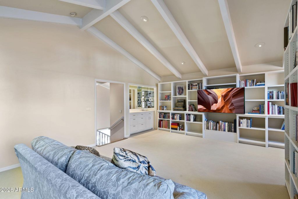 Image 23 of property listing at 84 Biltmore Estates --, Phoenix, AZ 85016