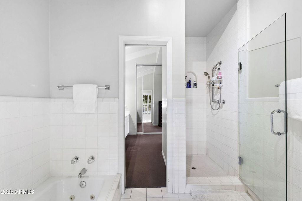 Image 29 of property listing at 84 Biltmore Estates --, Phoenix, AZ 85016