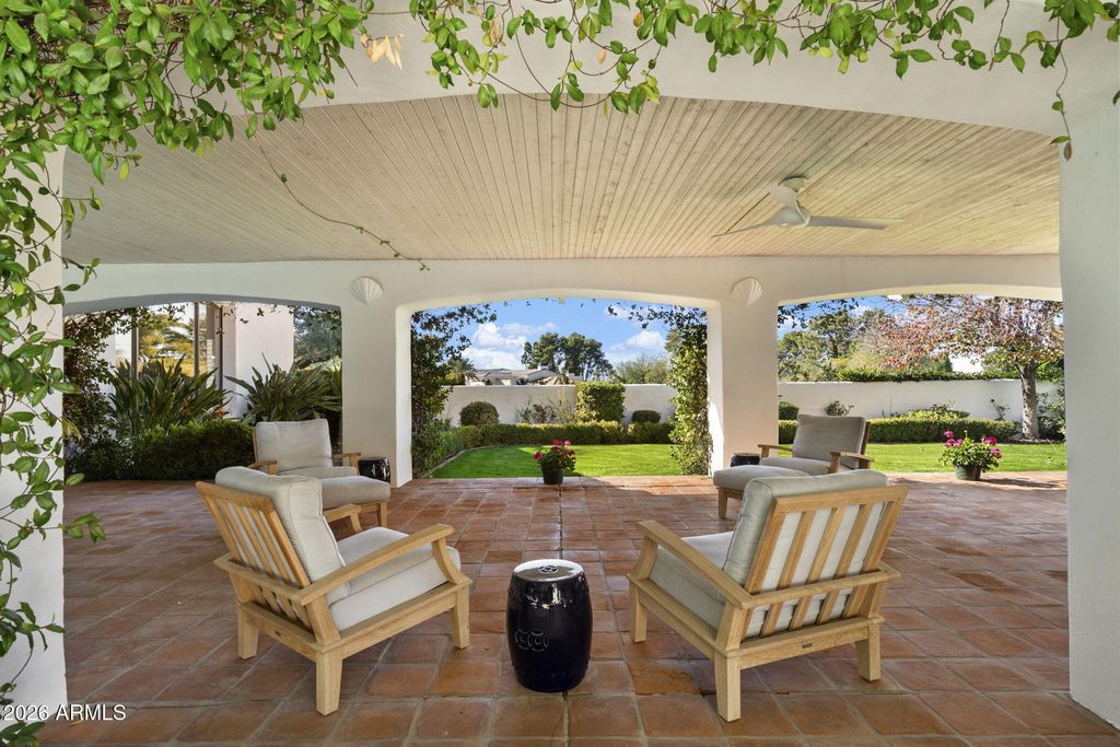 Image 50 of property listing at 84 Biltmore Estates --, Phoenix, AZ 85016