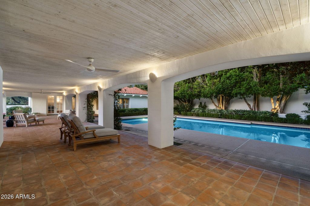 Image 53 of property listing at 84 Biltmore Estates --, Phoenix, AZ 85016