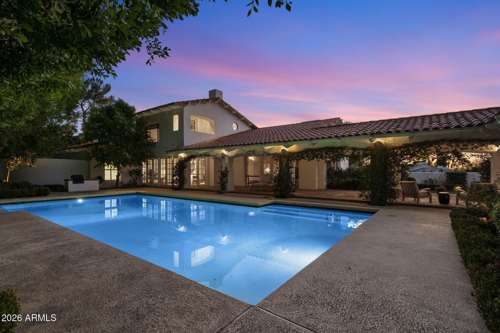 Image 56 of property listing at 84 Biltmore Estates --, Phoenix, AZ 85016