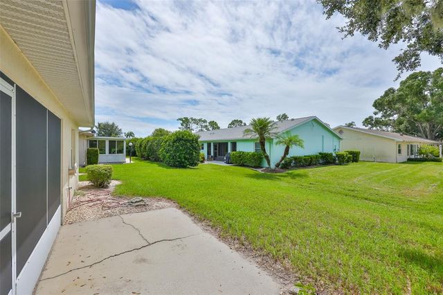 1910 GRAND CYPRESS LANE, Sun City Center, FL 33573