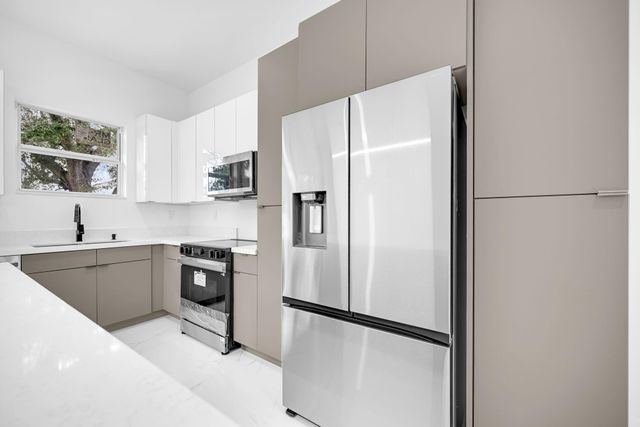 2531 NW 14th Court, Fort Lauderdale, FL 33311