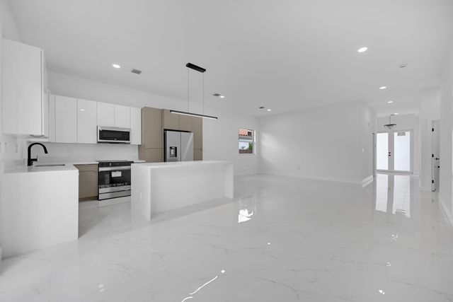 2531 NW 14th Court, Fort Lauderdale, FL 33311