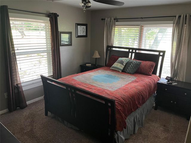 209 Marquette Avenue, Azle, TX 76020