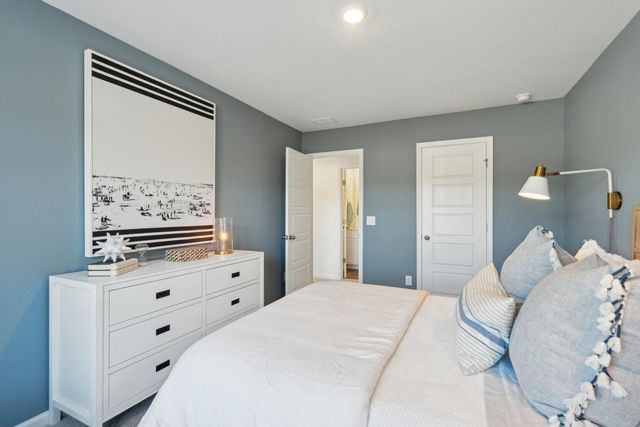 716 Ridgley Drive, Summerville, SC 29486