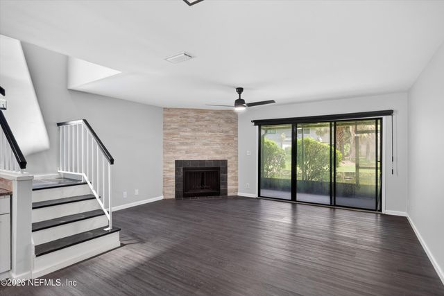 7701 BAYMEADOWS Circle W 1074, Jacksonville, FL 32256