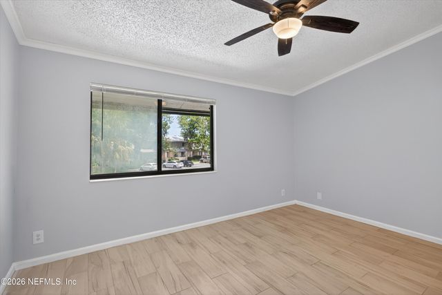 7701 BAYMEADOWS Circle W 1074, Jacksonville, FL 32256