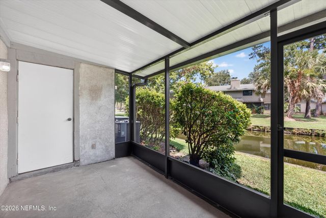7701 BAYMEADOWS Circle W 1074, Jacksonville, FL 32256