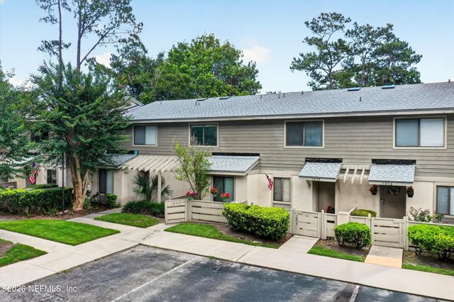 7701 BAYMEADOWS Circle W 1074, Jacksonville, FL 32256