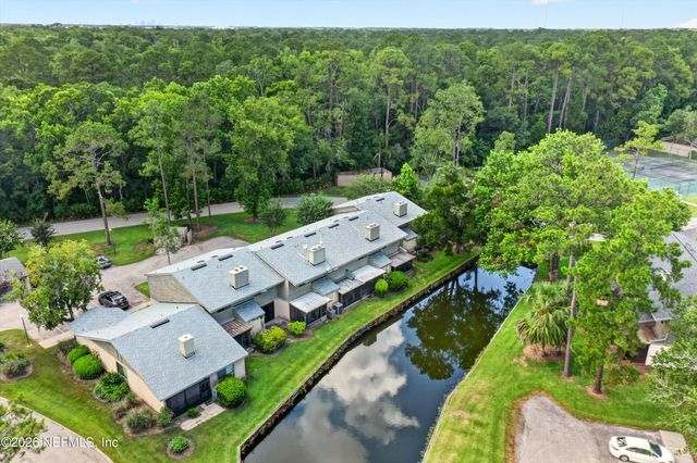 7701 BAYMEADOWS Circle W 1074, Jacksonville, FL 32256