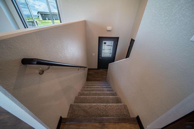 417 CONSTITUTION BLVD, Box Elder, SD 57719