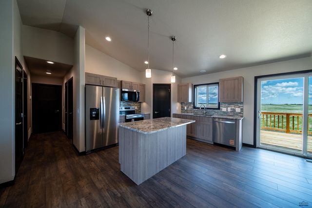 417 CONSTITUTION BLVD, Box Elder, SD 57719