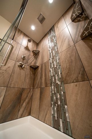 417 CONSTITUTION BLVD, Box Elder, SD 57719