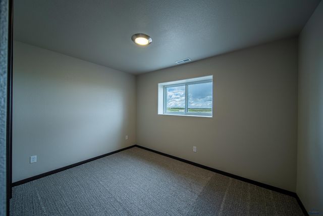 417 CONSTITUTION BLVD, Box Elder, SD 57719