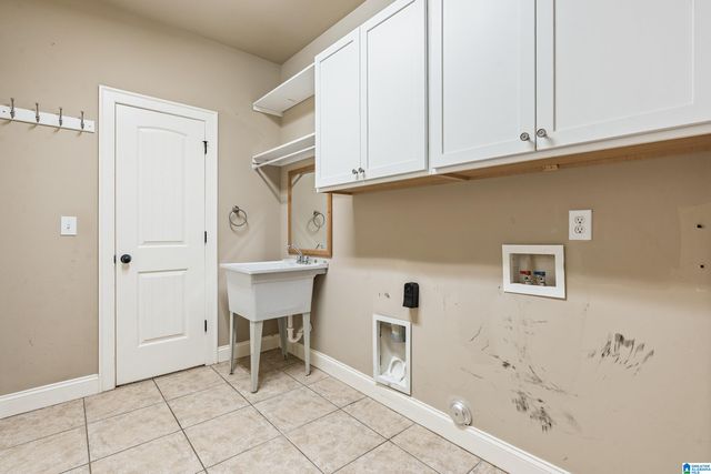 422 OXFORD WAY, Pelham, AL 35124