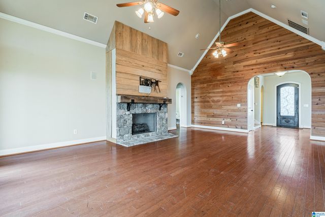 422 OXFORD WAY, Pelham, AL 35124