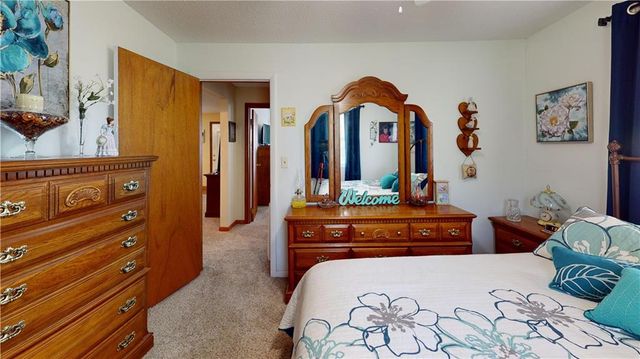 18955 E 54 Highway, Nevada, MO 64772