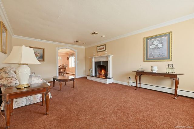 223 N Cedar Street, Massapequa, NY 11758