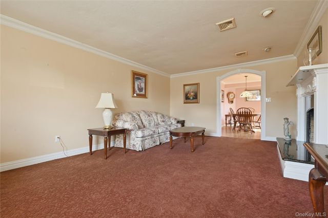 223 N Cedar Street, Massapequa, NY 11758