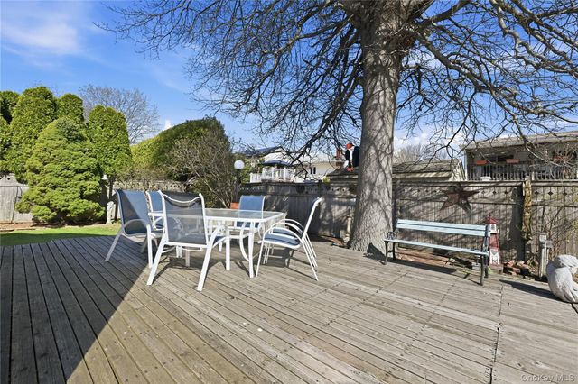 223 N Cedar Street, Massapequa, NY 11758