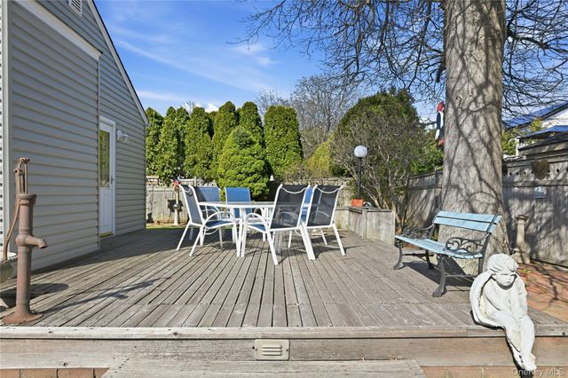 223 N Cedar Street, Massapequa, NY 11758