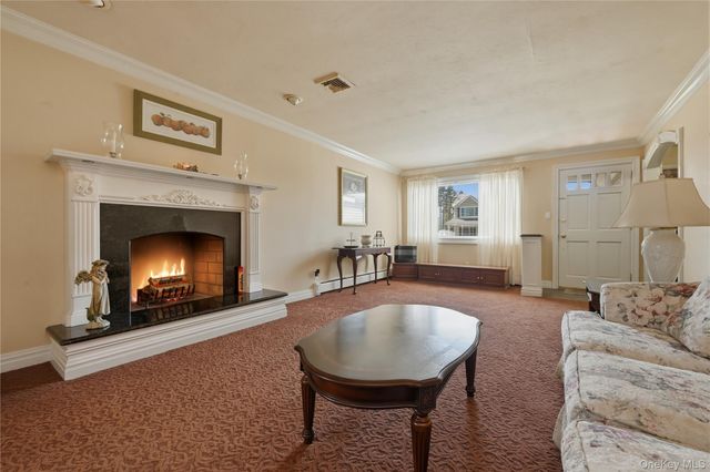 223 N Cedar Street, Massapequa, NY 11758