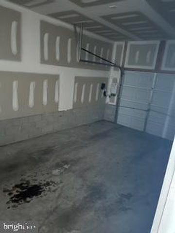 739 CENTRE ST SW, Trenton, NJ 08611