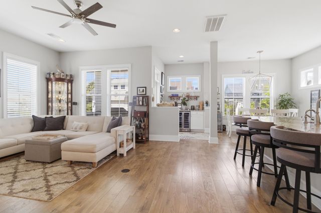 3628 Woodend Way, Mount Pleasant, SC 29466