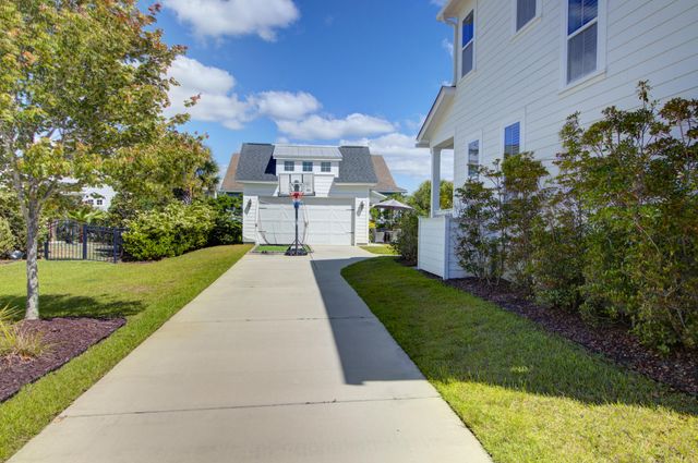 3628 Woodend Way, Mount Pleasant, SC 29466
