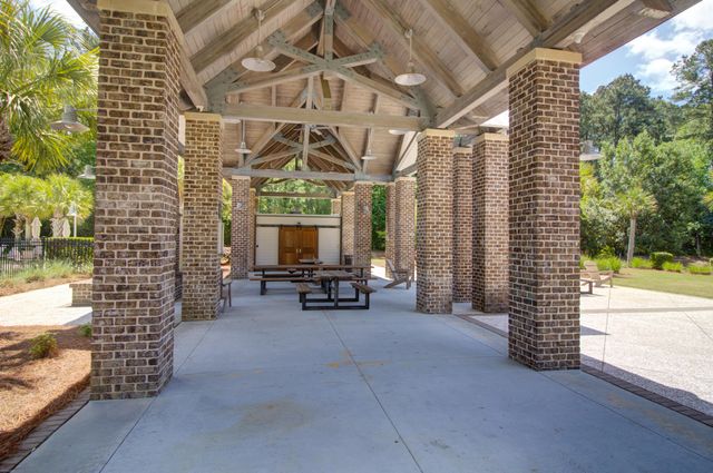 3628 Woodend Way, Mount Pleasant, SC 29466