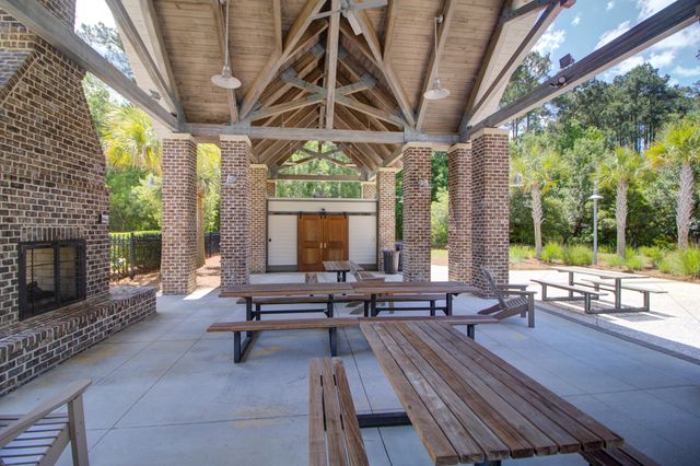 3628 Woodend Way, Mount Pleasant, SC 29466