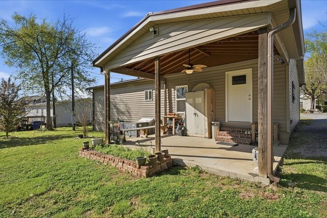 308 Carney St, Shelbyville, TN 37160