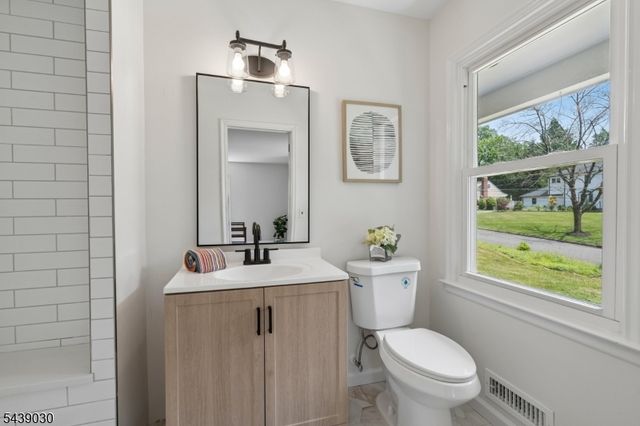31 Bradwahl Dr, Morris Twp., NJ 07960