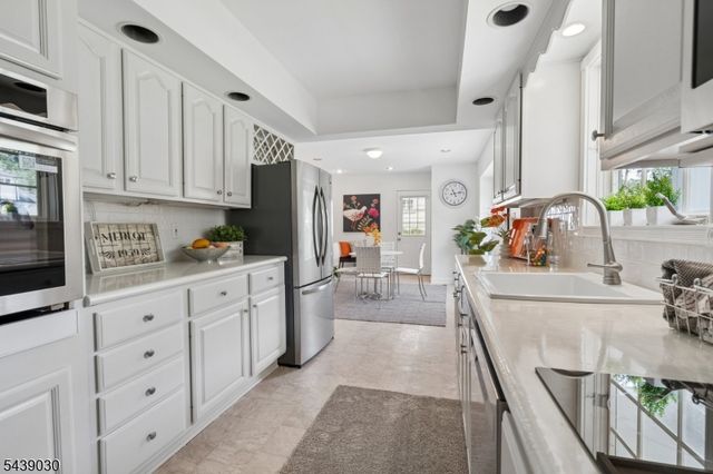 31 Bradwahl Dr, Morris Twp., NJ 07960