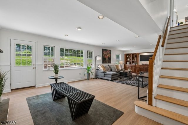 31 Bradwahl Dr, Morris Twp., NJ 07960
