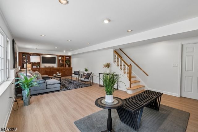 31 Bradwahl Dr, Morris Twp., NJ 07960