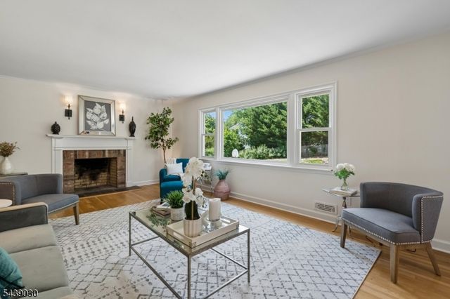 31 Bradwahl Dr, Morris Twp., NJ 07960