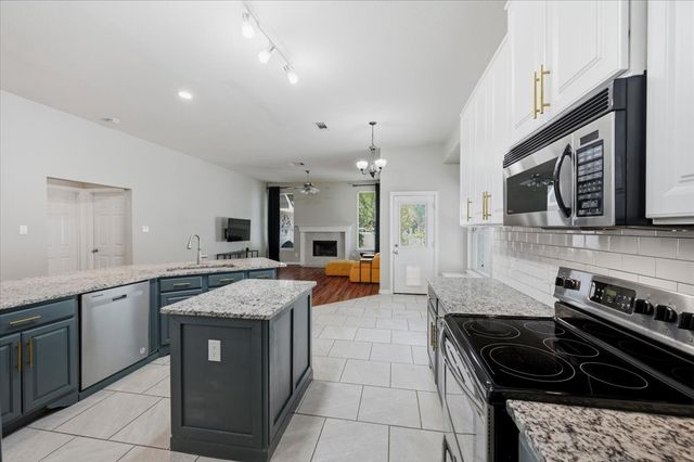 10104 Lakeview Drive, Providence Village, TX 76227