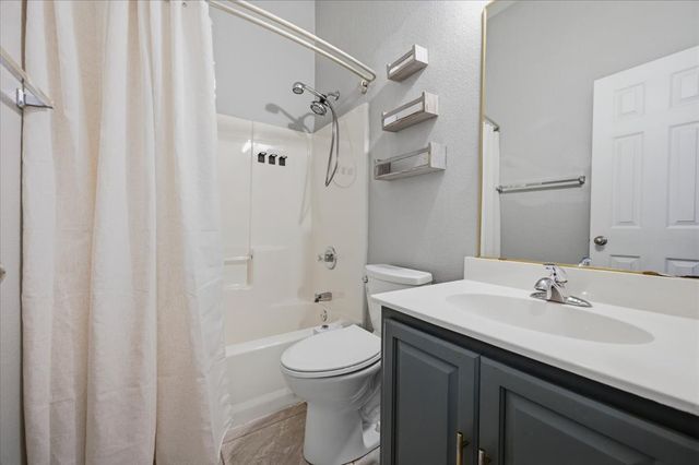 10104 Lakeview Drive, Providence Village, TX 76227
