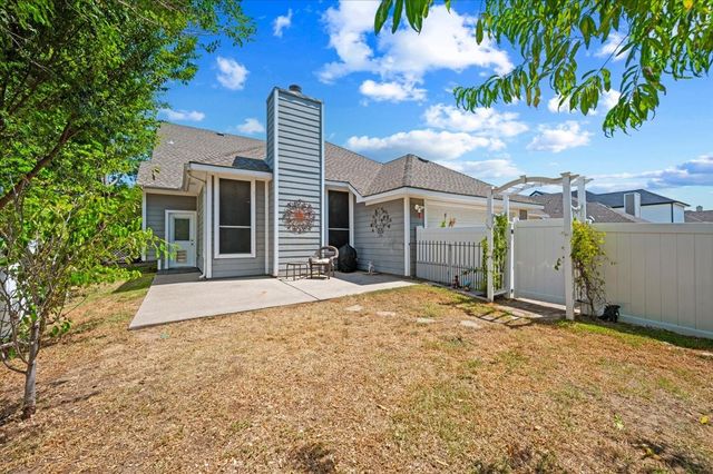 10104 Lakeview Drive, Providence Village, TX 76227