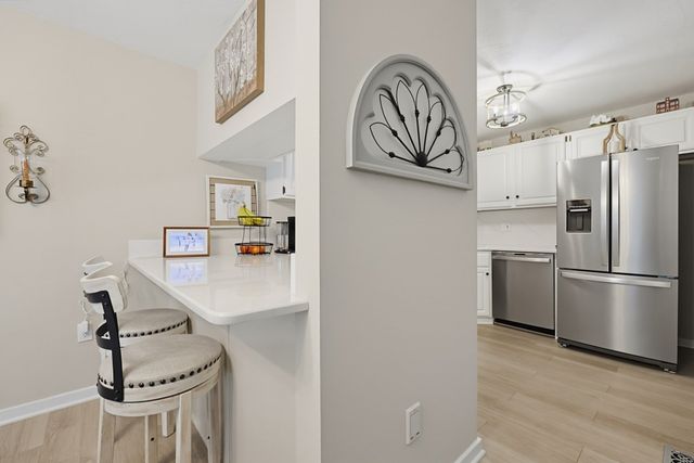 1 Victoria Drive 2, Auburn, MA 01501