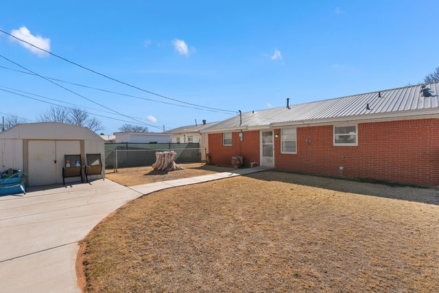 420 7th Street, Wolfforth, TX 79382