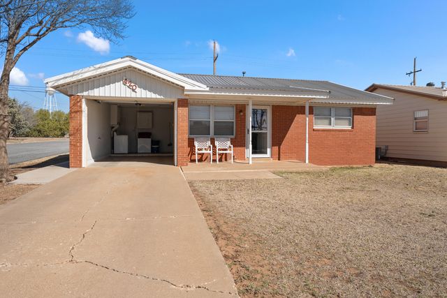 420 7th Street, Wolfforth, TX 79382