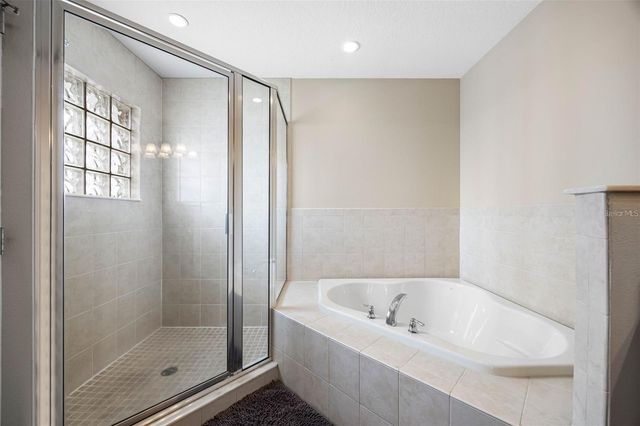 146 175TH TERRACE DRIVE E, Redington Shores, FL 33708