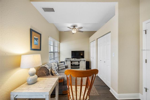 146 175TH TERRACE DRIVE E, Redington Shores, FL 33708