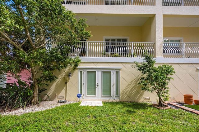 146 175TH TERRACE DRIVE E, Redington Shores, FL 33708